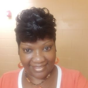 Meet your Posher, Priscilla